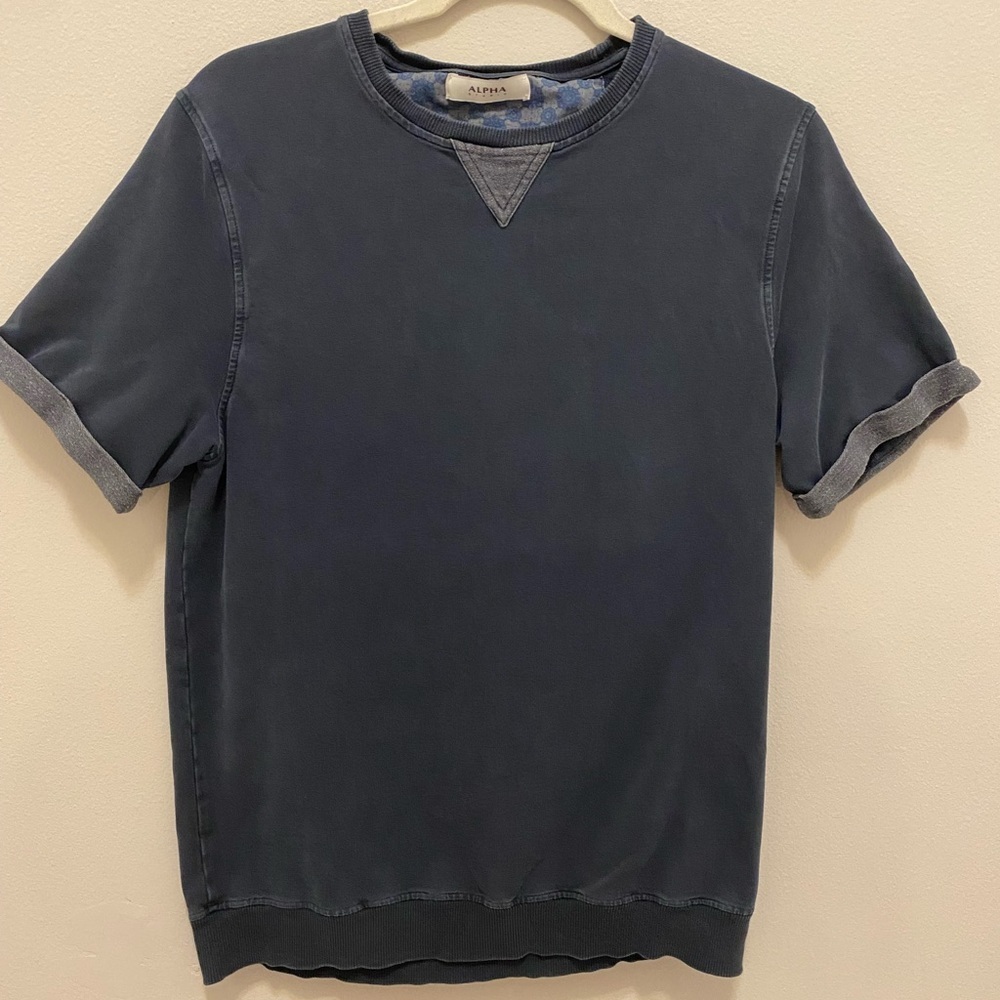 ALPHA Studios blue short sleeve top size medium good condition. Ribbed bottom - Picture 2 of 12